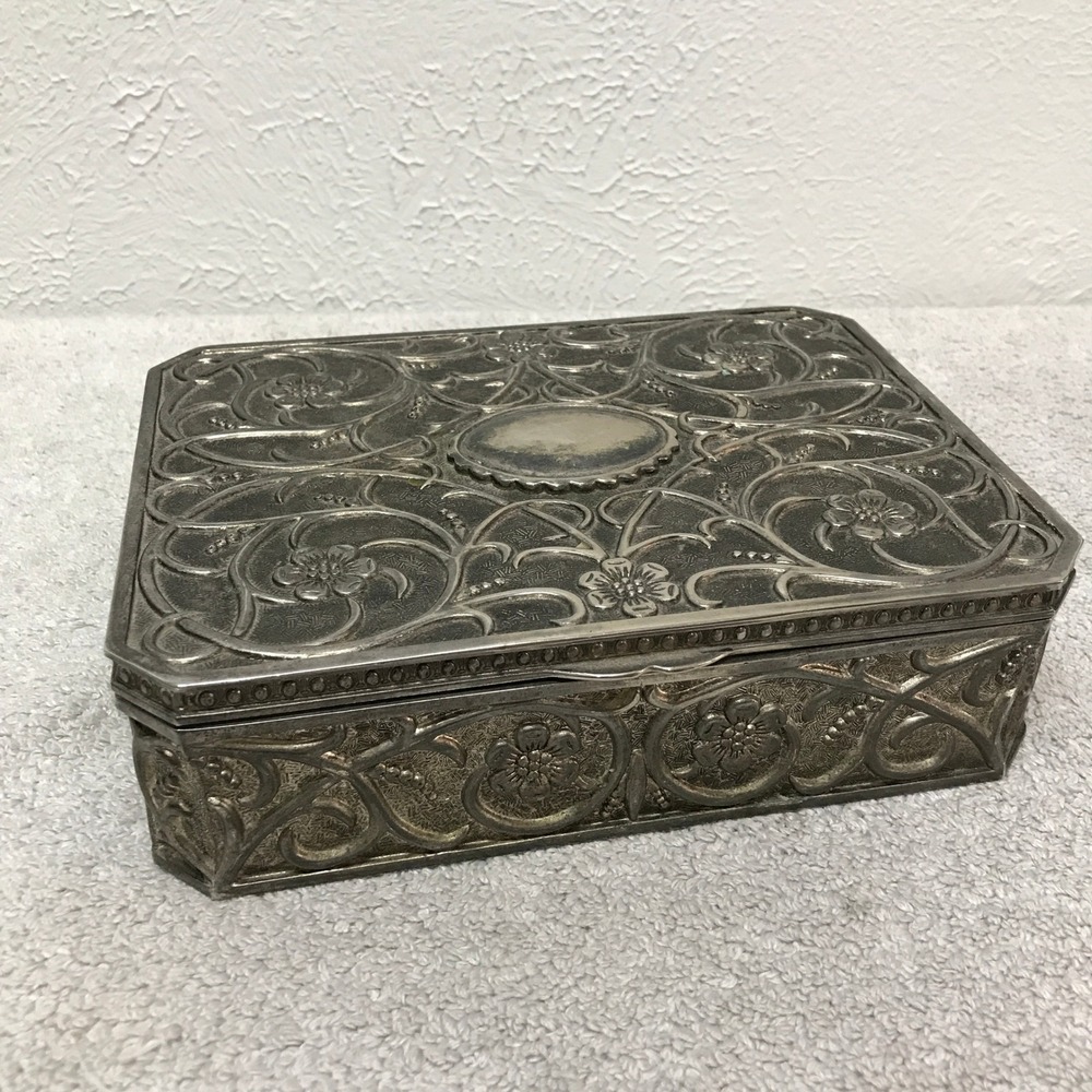 Vintage Godinger Silver Plated Ornate Floral Jewelry Box Red Velvet Lined Large